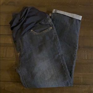 Maternity cropped jeans